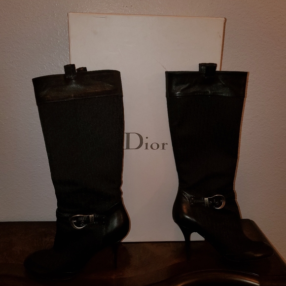 Authentic Dior Boots 👢 - Picture 2 of 8